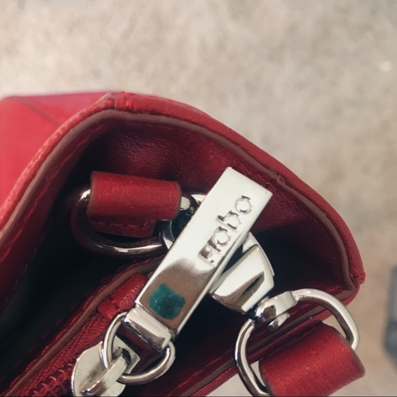 Red Hobo Purse - Picture 7 of 7